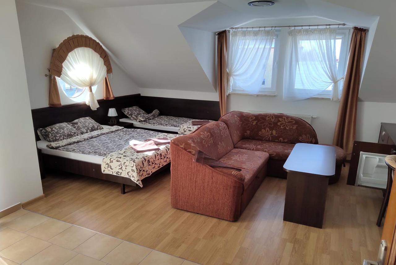 Willa Latarnik - Doskonala Lokalizacja, Blisko Atrakcji, 20Min Do Plazy Leba Bagian luar foto